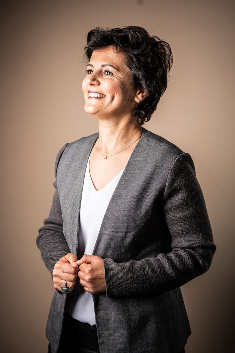 book moda  en sevilla zona aljarafe