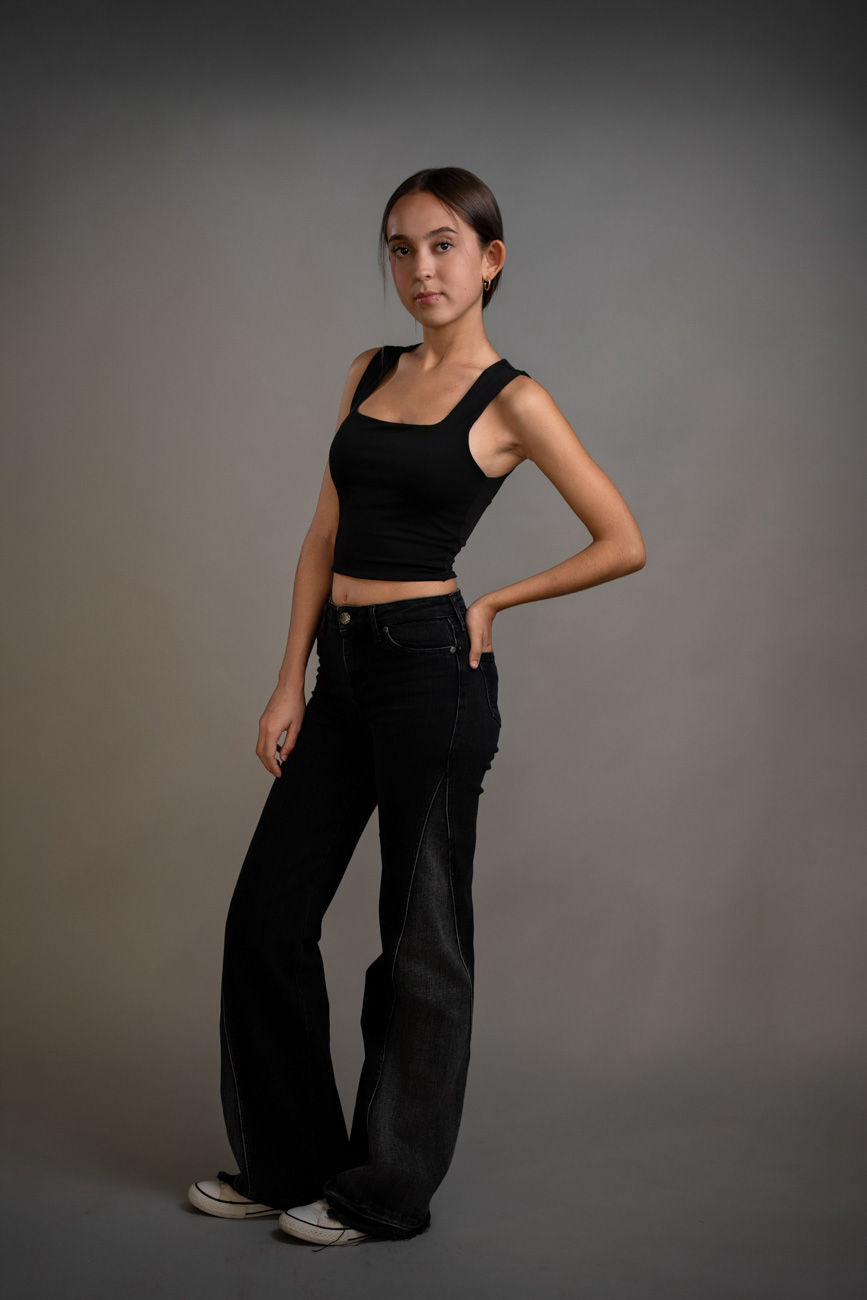 book moda  en sevilla zona aljarafe