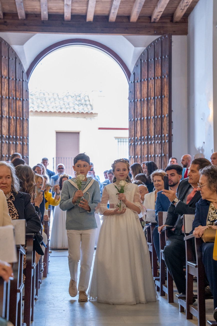 pareja celebrando evento en sevilla